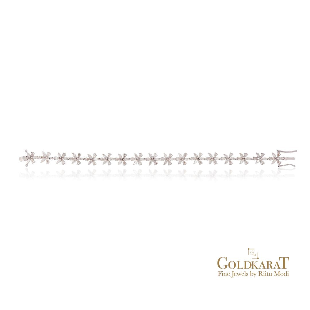 Diamond Flower Tennis Bracelet - GOLDKARAT